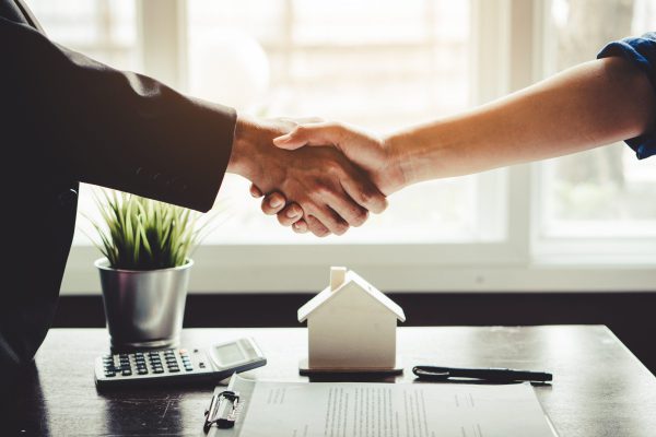 Shaking hands on a mortgage deal
